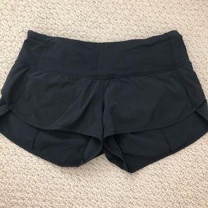 LULULEMON women’s speed up short